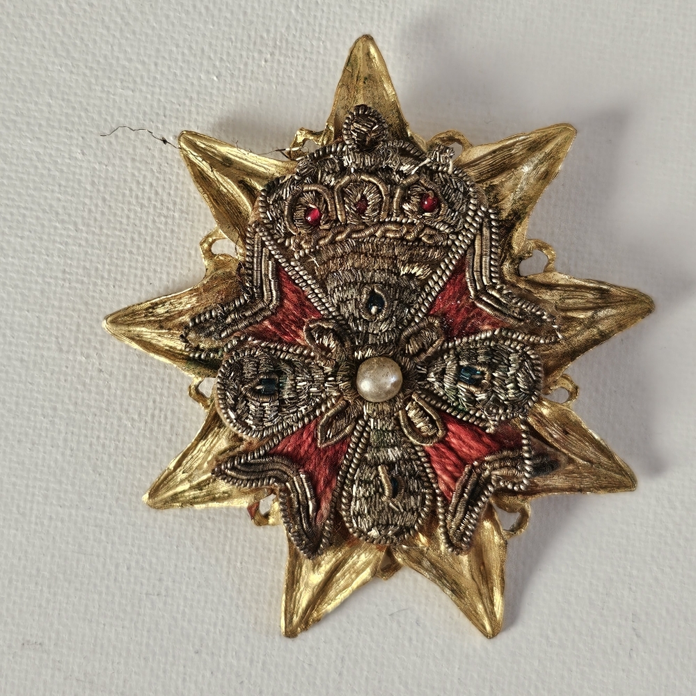 “JOY” Signed Vintage Brooch Brutalist Design Beads Wire Embroidery Gold Tone SEE